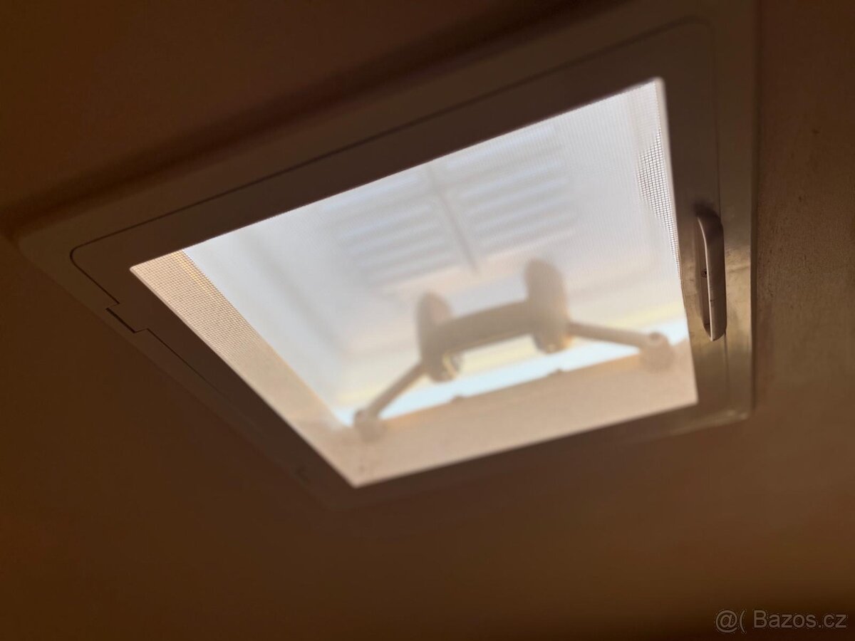 Obytný přívěs - 14