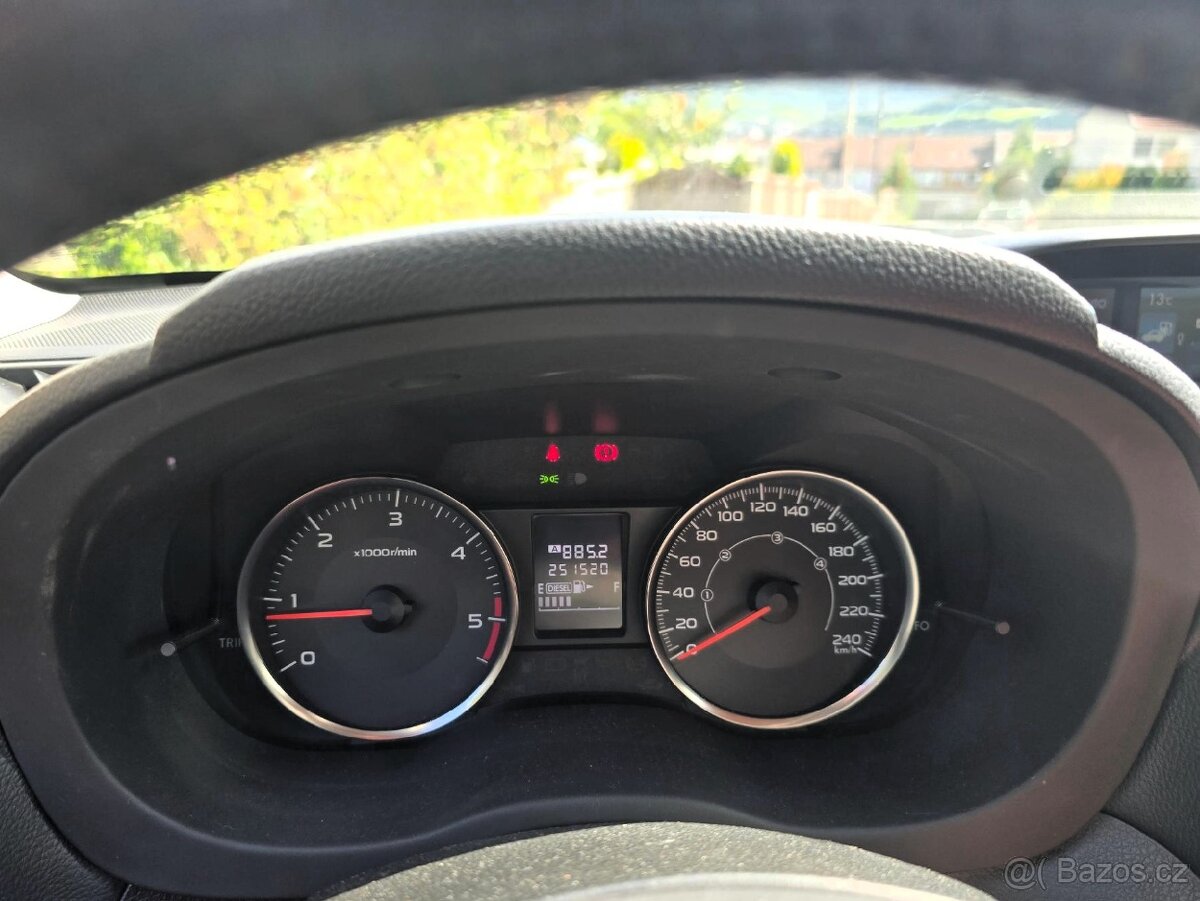 Subaru XV 2.0d 4X4 kůže kamera xenony - 14