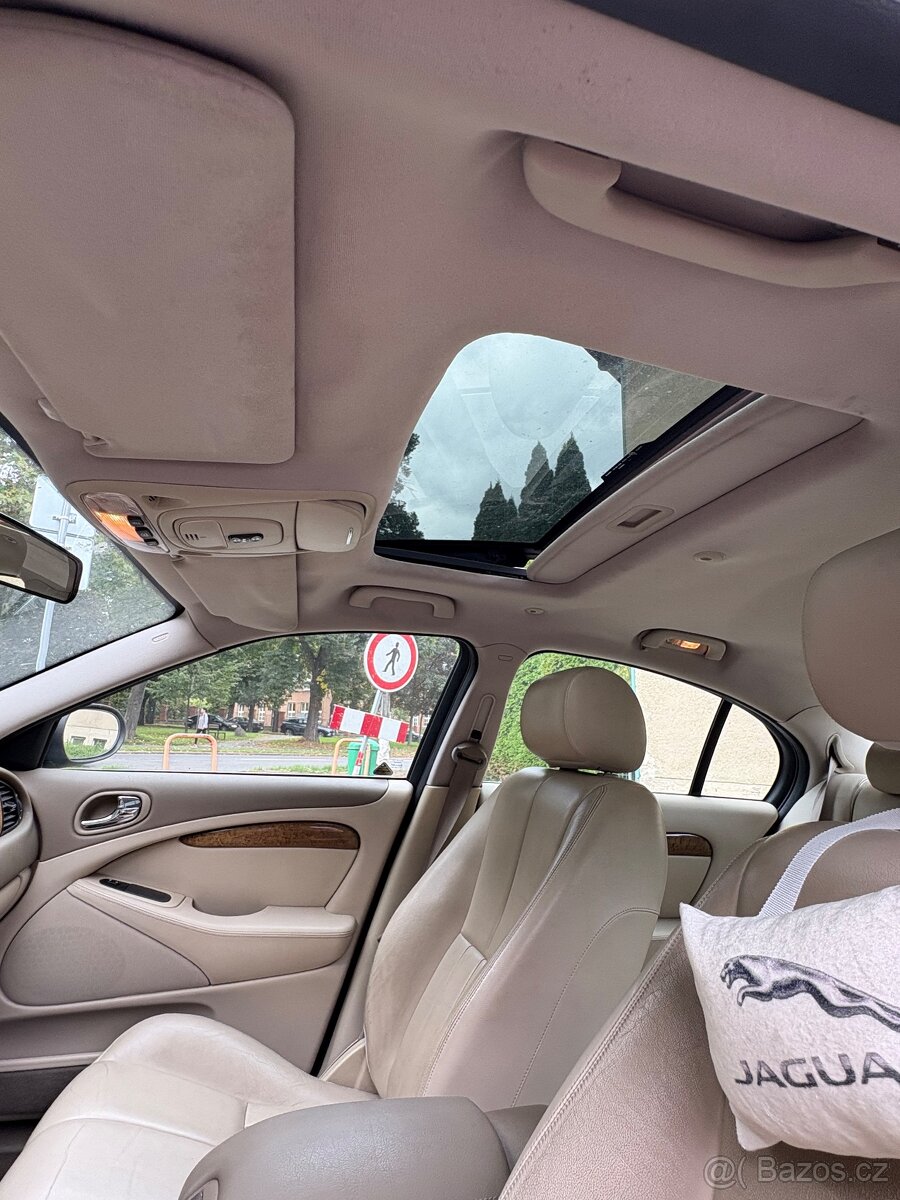 Jaguar S type 2.5l v6 147 kW - 14