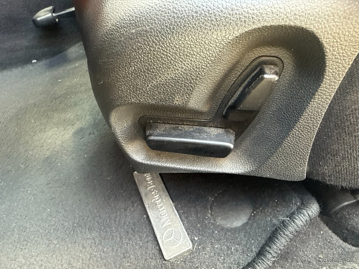 Mercedes-Benz E 220 CDI 110kW - 14