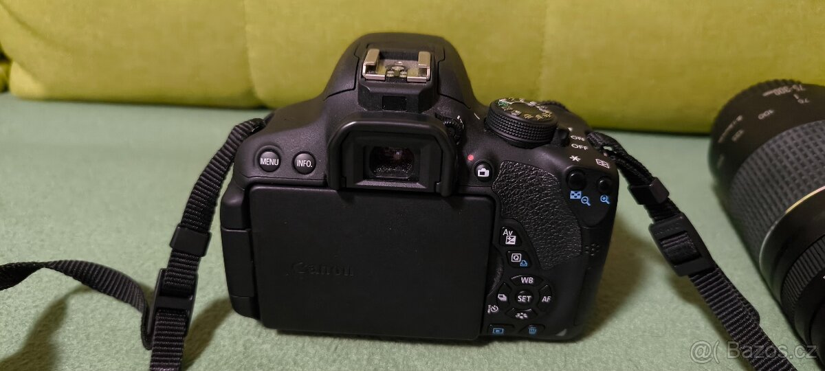 Digitální fotoaparát Canon EOS 700D - 14