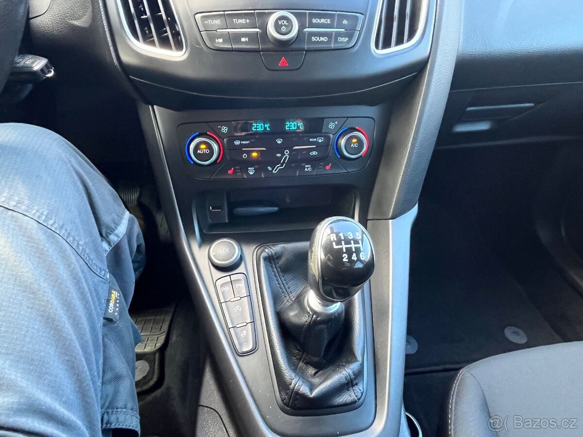 Ford Focus 1.5 EcoBoost,150PS, rok 10/2017 - 14