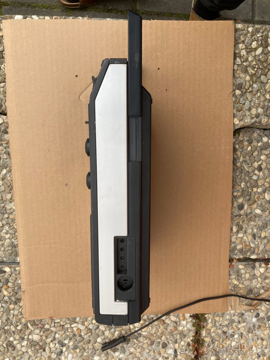 Magnetofon kazetový přenosný PHILIPS N 2235 za 1.000 kč - 14