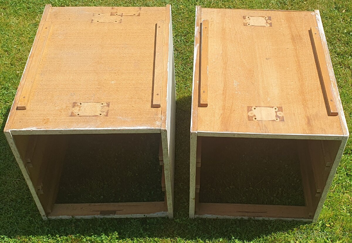 Set 2 ks suplikovych kontejneru pro stul - 14