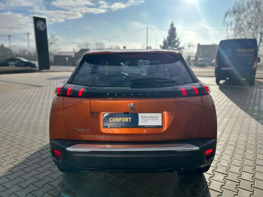 Peugeot 2008, ALLURE 1.2PT 100"MAN6"Zimáky - 14