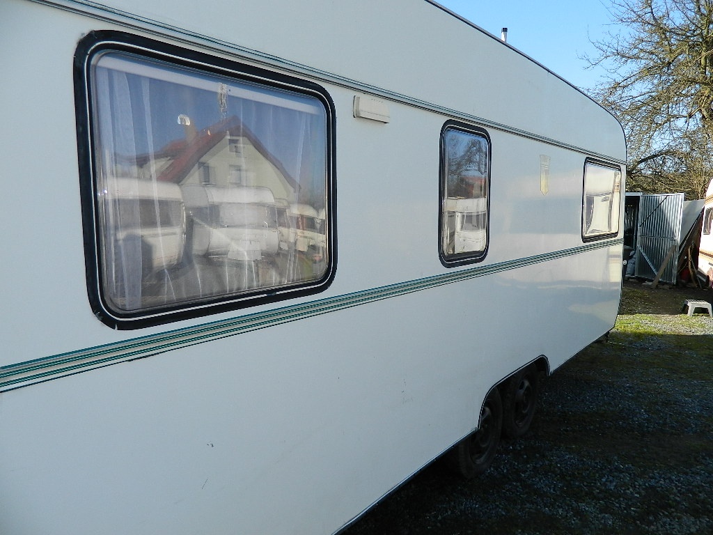 CHATA NA KOLECH - dvouosý karavan Tabbert - 14