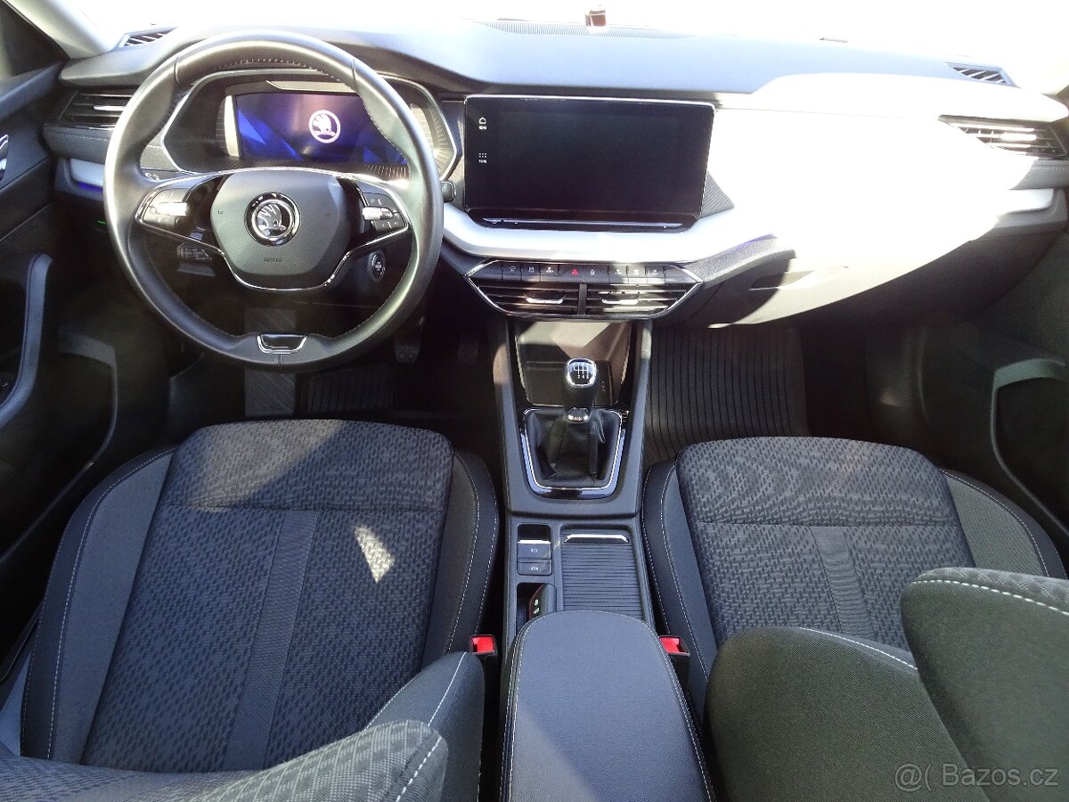 Škoda Octavia 2.0 TDi Combi - 14