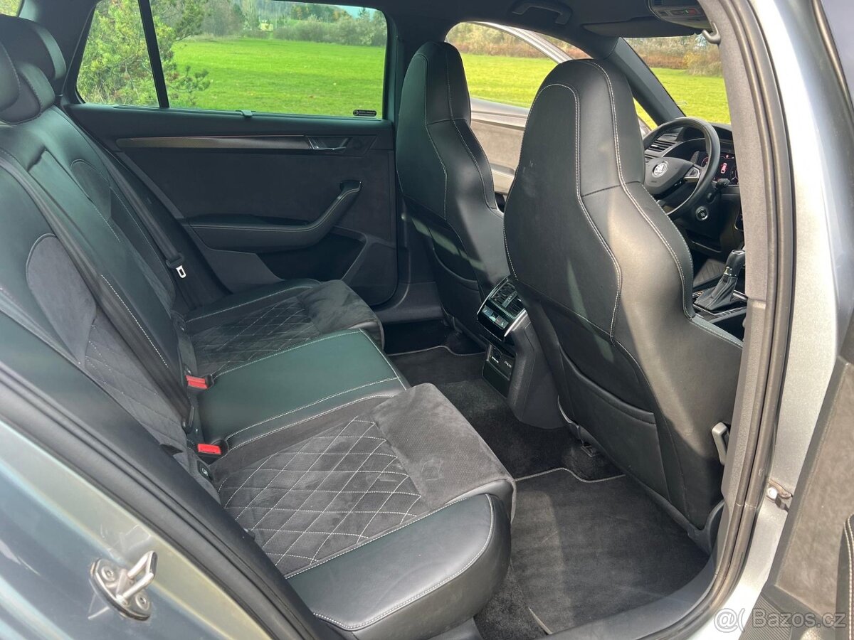 ŠKODA SUPERB KOMBI 1.4 TSi iV SPORTLINE - 14