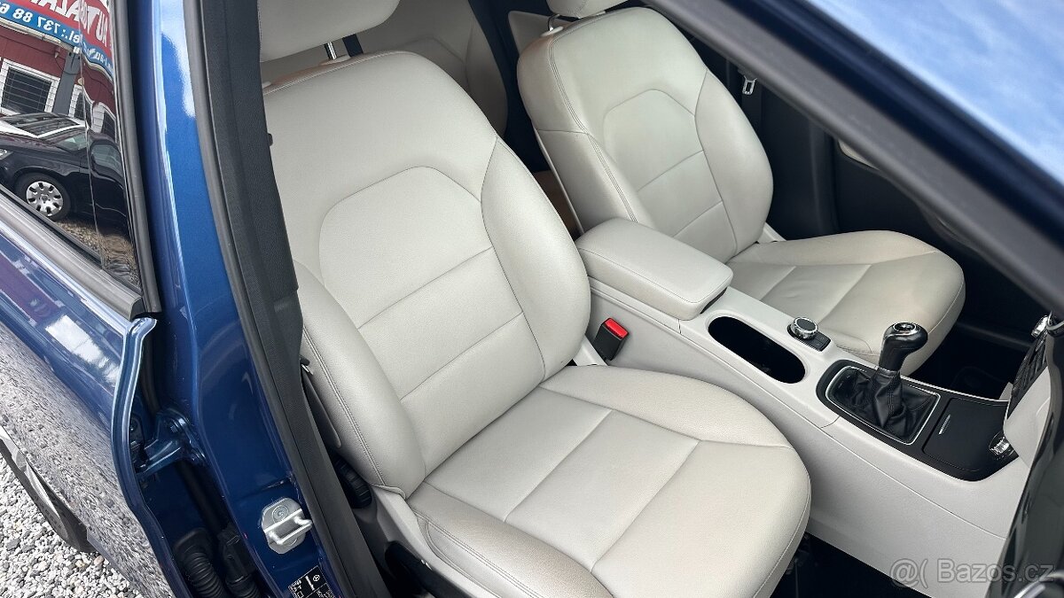 Mercedes-Benz B200i 115kW ALU,Kůže,PDC - 14
