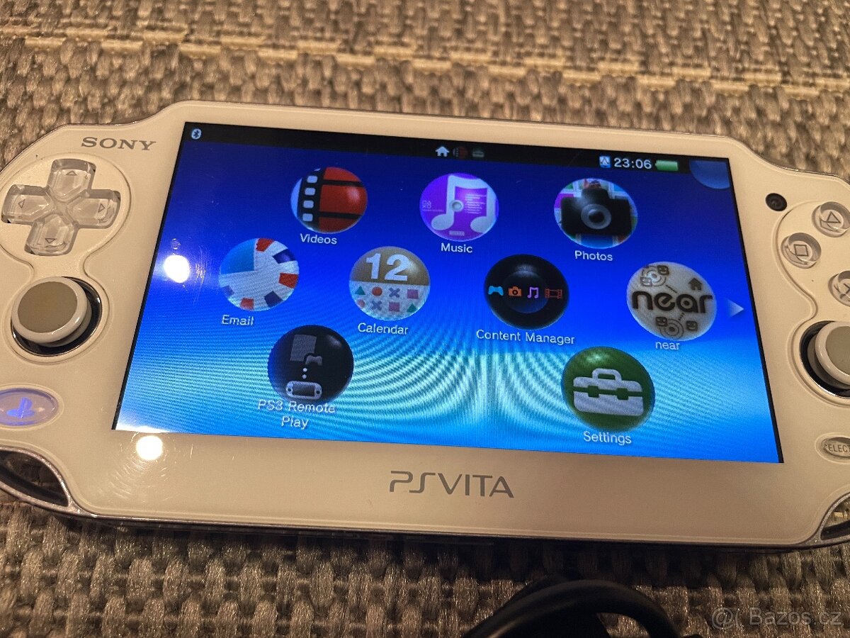 PS VITA PCH-1001 - OLED biela - 14