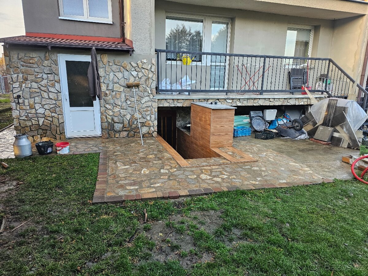 Dvougenerační rodinný dům 2x 3+1 - 14