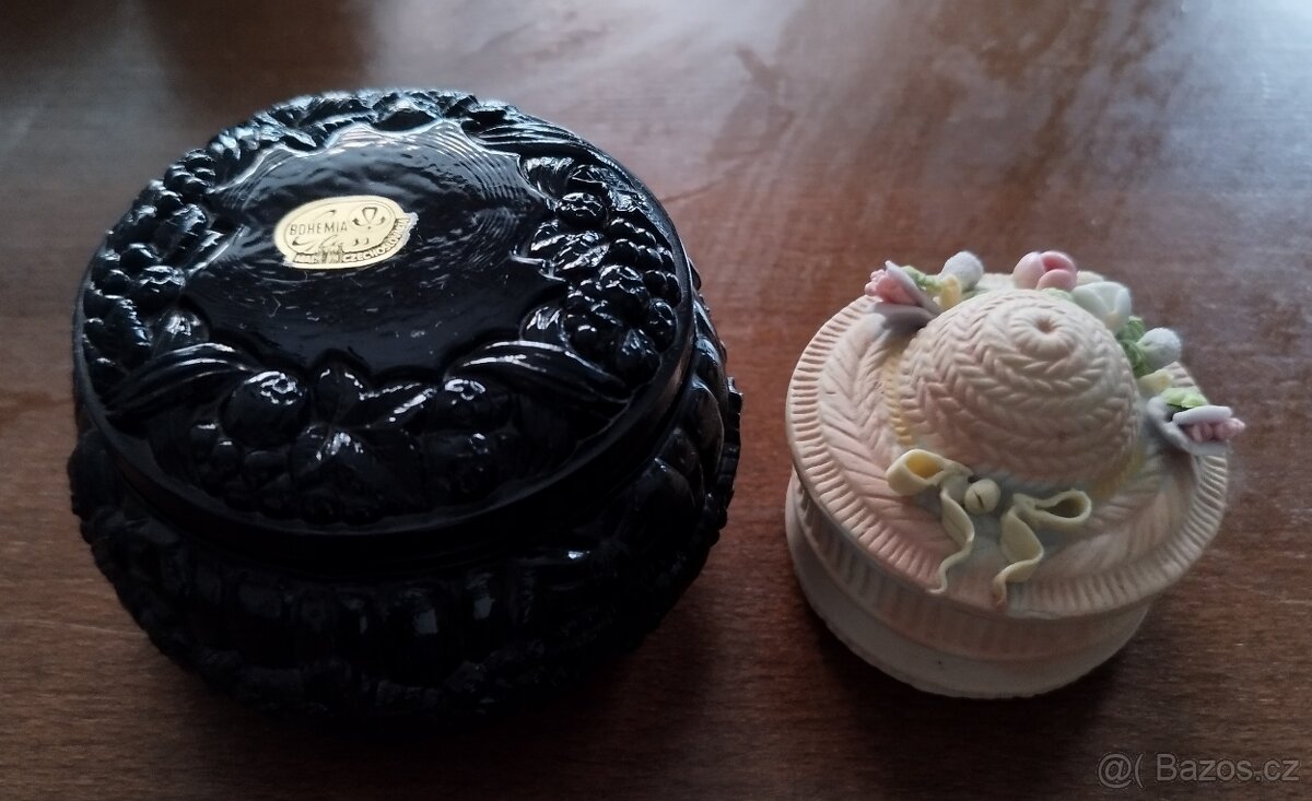 Skleničky a keramika - 14