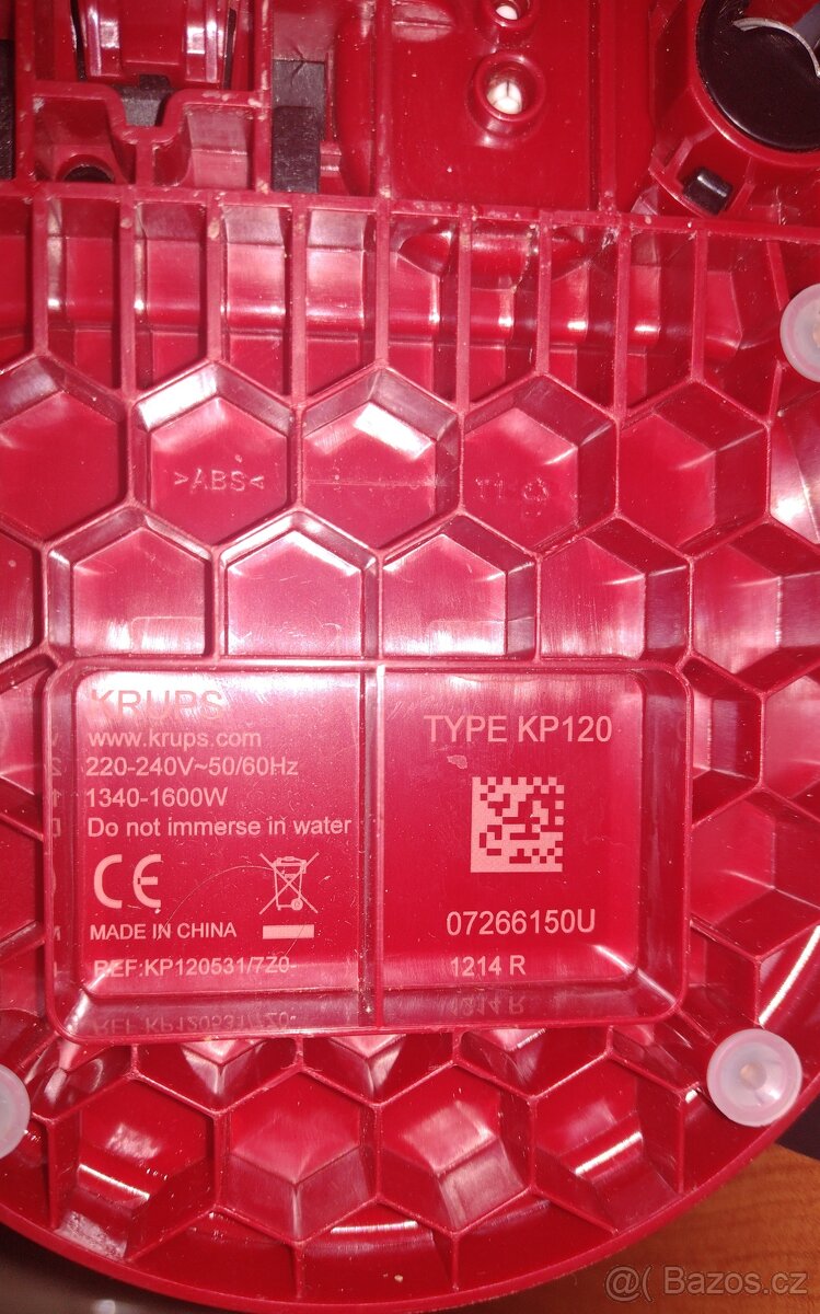 Kapsulový kávovar Krups KP120 šedo-červený - 55% sleva - 14
