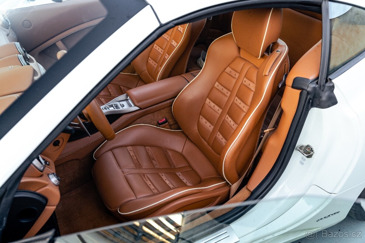 2010 Ferrari California - 14