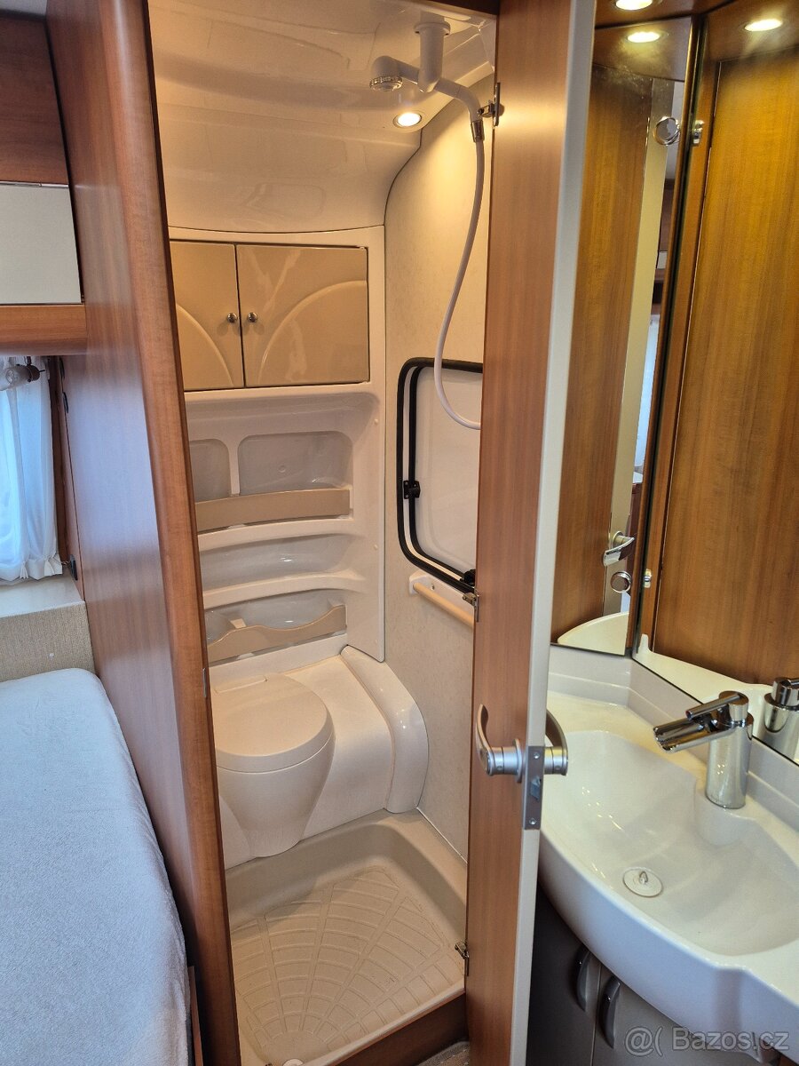 Obytný přívěs Hobby Excellent 410 SFe - 14