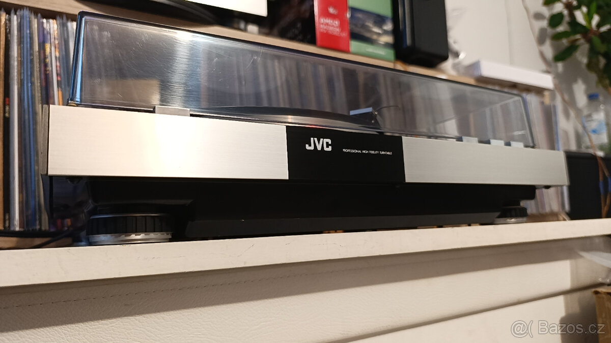 JVC JL-F50 Stereo Full Automatic Turntable (1977) - 14
