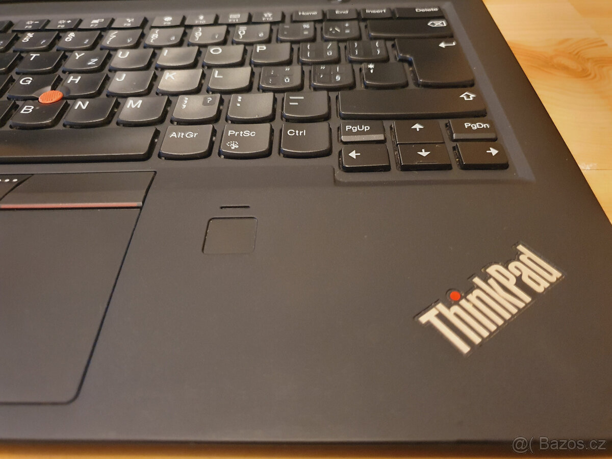 Lenovo ThinkPad X1 Carbon (5th Gen) - 14