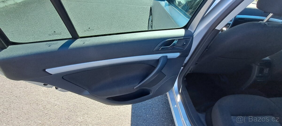 Škoda Octavia 2 combi 1.4tsi, Facelift, 2010 - 14