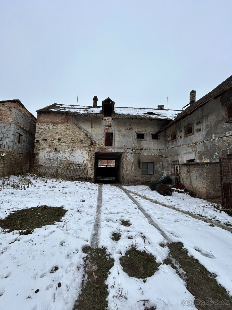 Prodej nemovitostí – Veltěže - 14