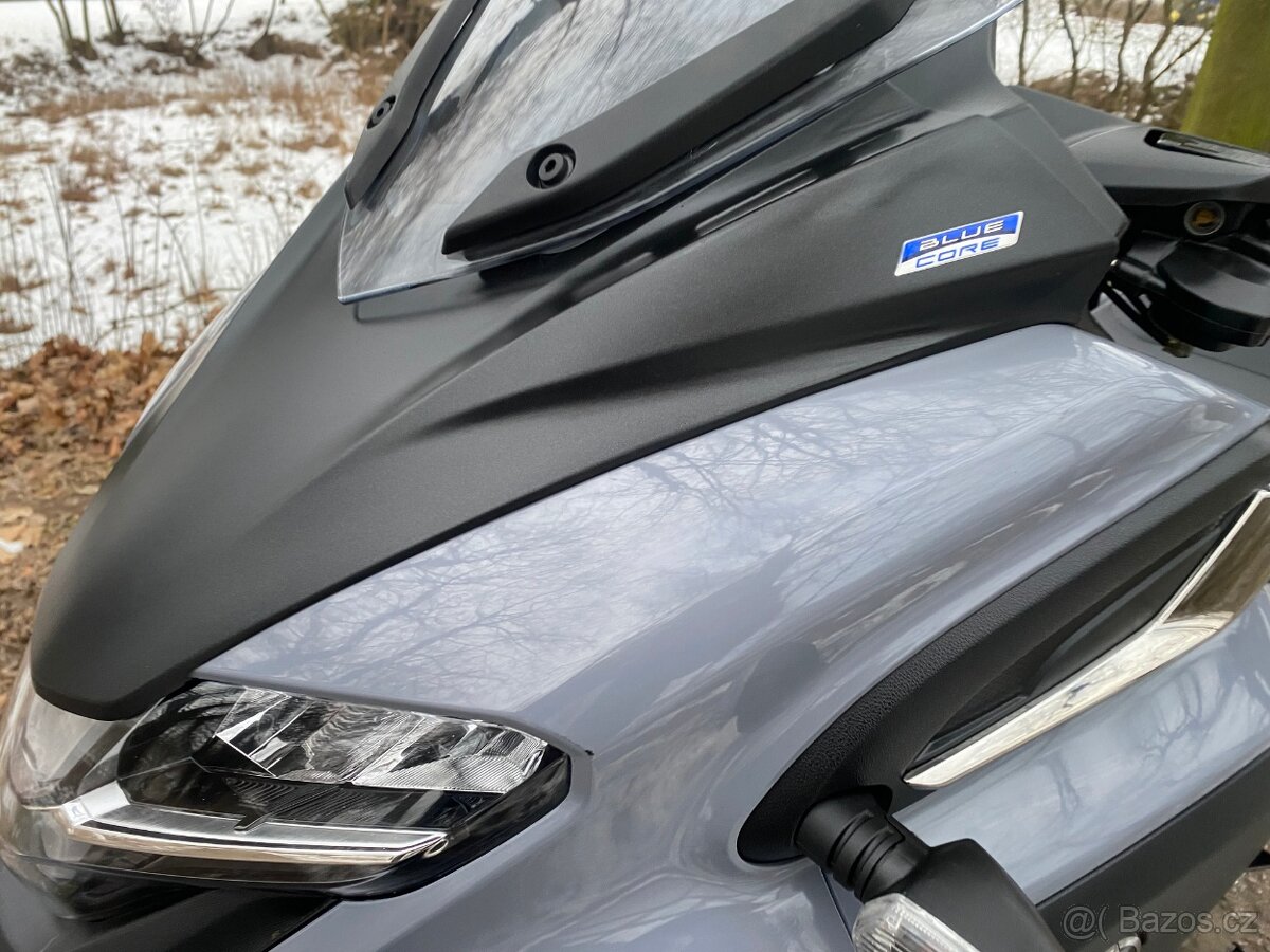 Yamaha Tricity 300 - 14