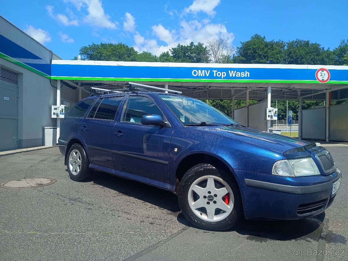 Škoda Octavia combi tour,19tdi 74kw rok 2006 - 14