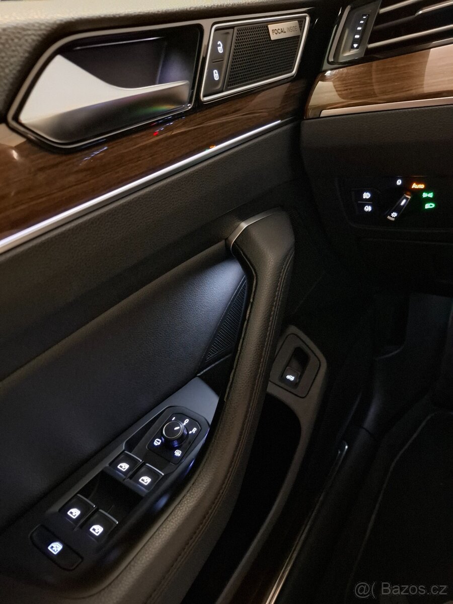 Volkswagen Passat R-Line 140kW - 14