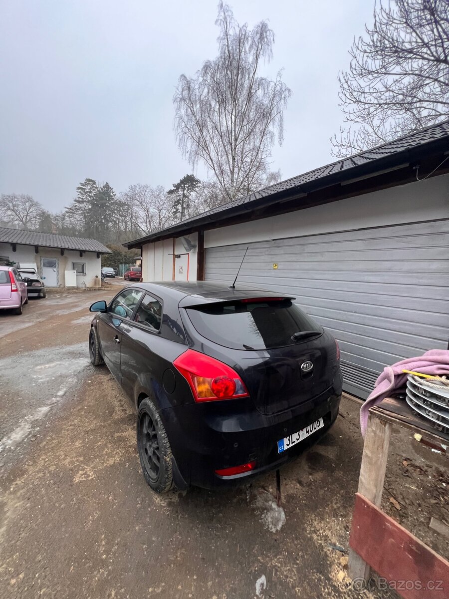 Kia pro ceed 1.6crdi 2008 - 14