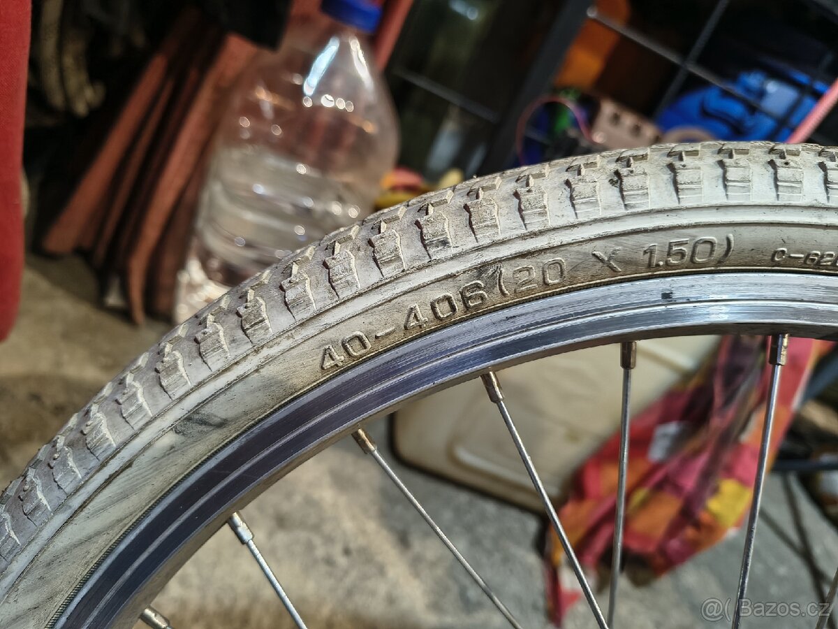 Dívčí kolo 20 - 14