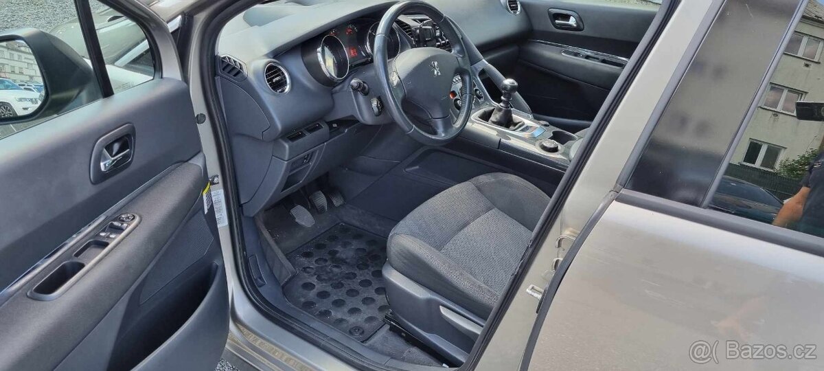 PEUGEOT 3008 1.6i TURBO 110KW R.V.2009 - 14