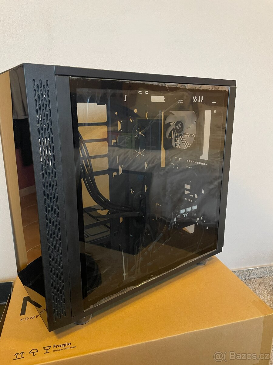 Case ThermalTake View 31 - 14