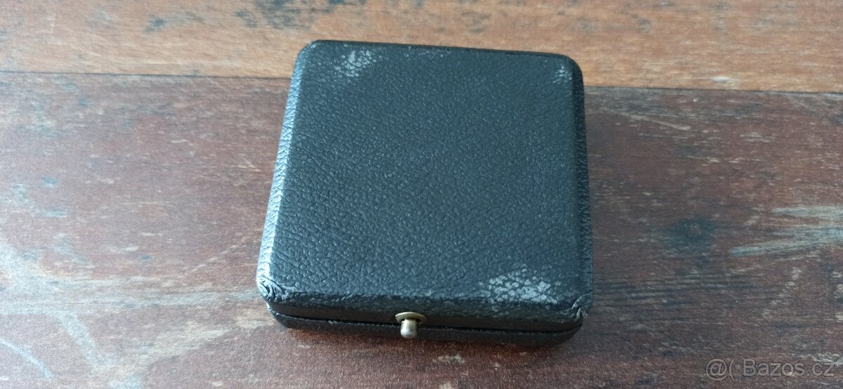 Záslužný kříž, železný kříž v etui. - 14