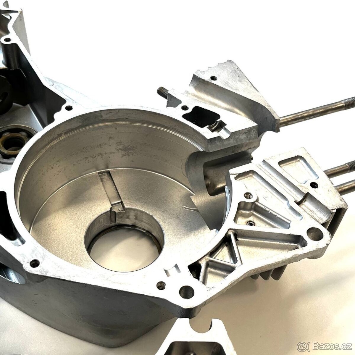 Aquablasting, vodní pískování, renovace auto - moto dílů - 14