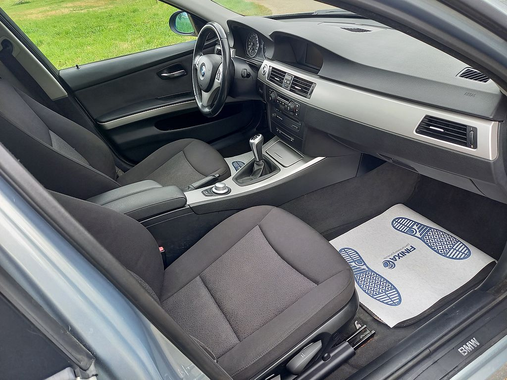 BMW 320i digiklima+alu+Navi - 14