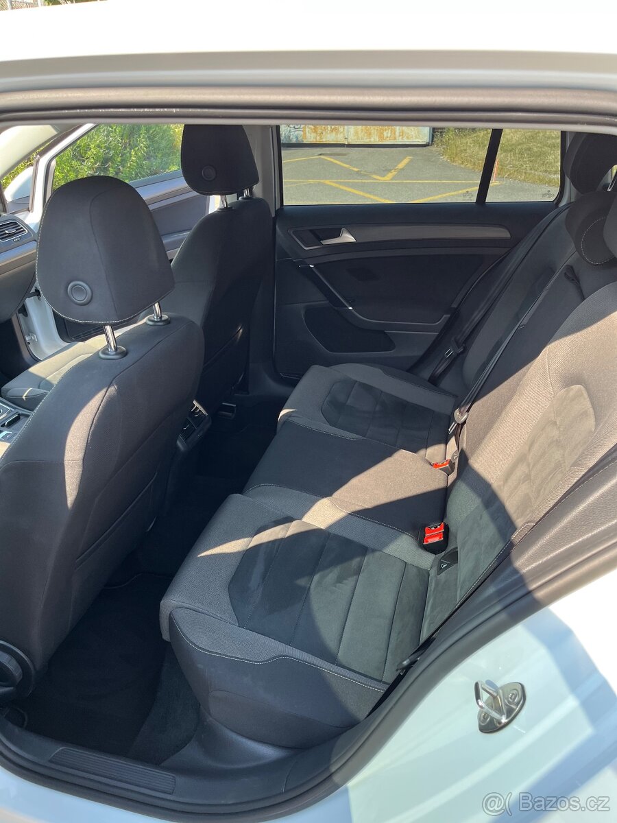 Volkswagen Golf 7 Variant 1.6TDI 85kW - 14
