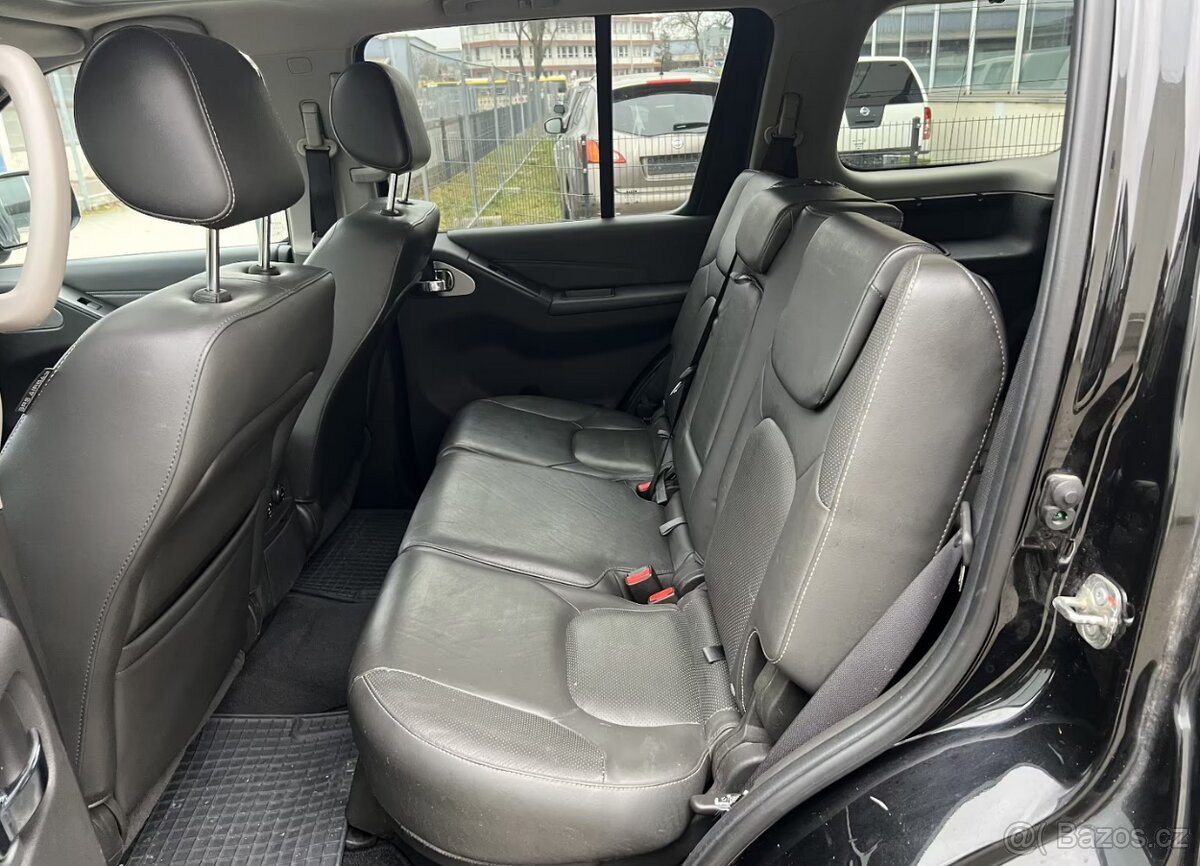 Nissan Pathfinder 3.0 dCi LE 170kw - 14
