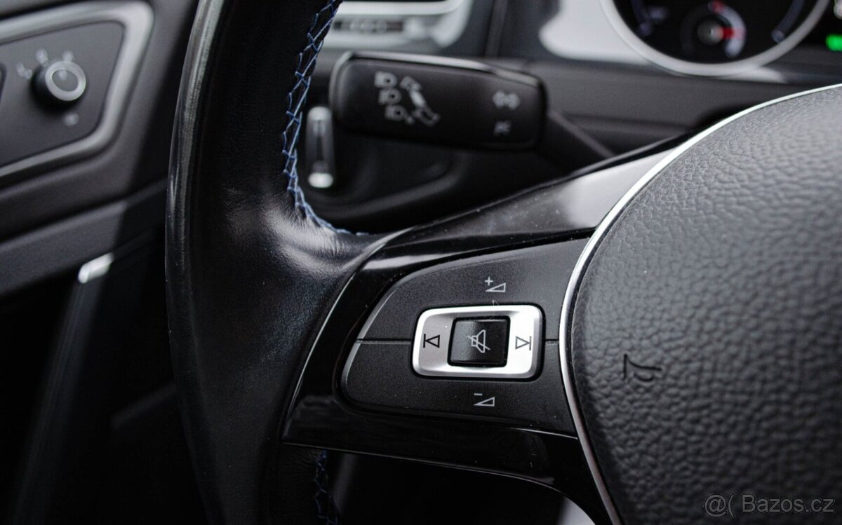 Volkswagen Golf e - 14