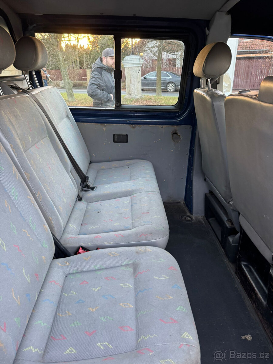 Volkswagen Transporter 2.5TDI LONG 6MIST - 14