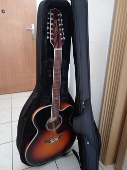 Kytarová a basová komba , popř. klávesová - 14