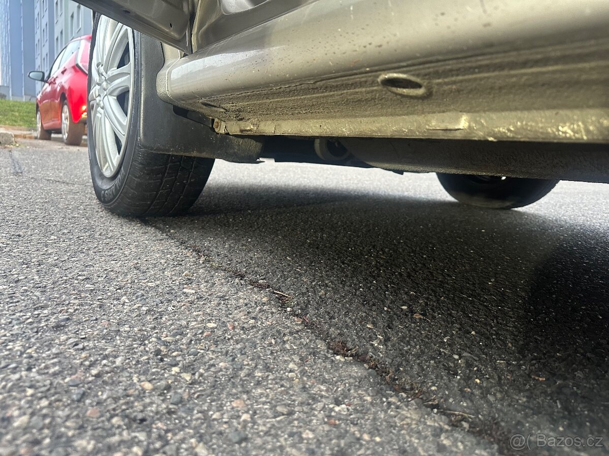 Škoda Fabia 2006 1.Majitel 79tis km Servisní kniha - 14