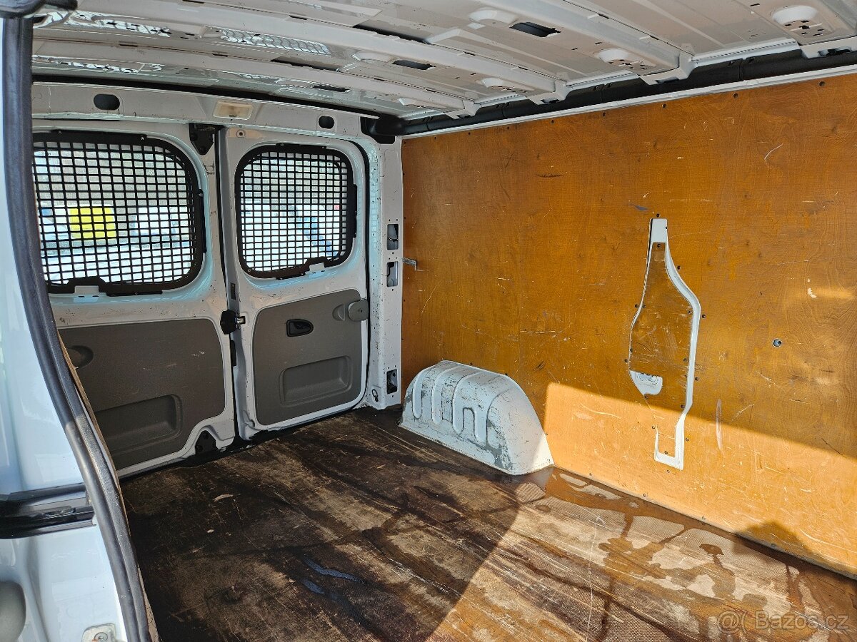 OPEL VIVARO 2.0 CDTI 84KW LONG 2012 DPH - 14