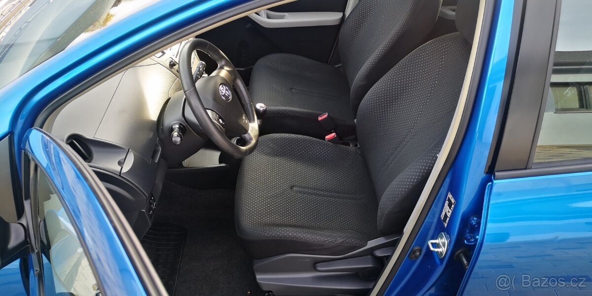 Toyota Yaris II 1,0 VVTi - 51kw. EURO 4. STK+EM do: 3/2026 - 14