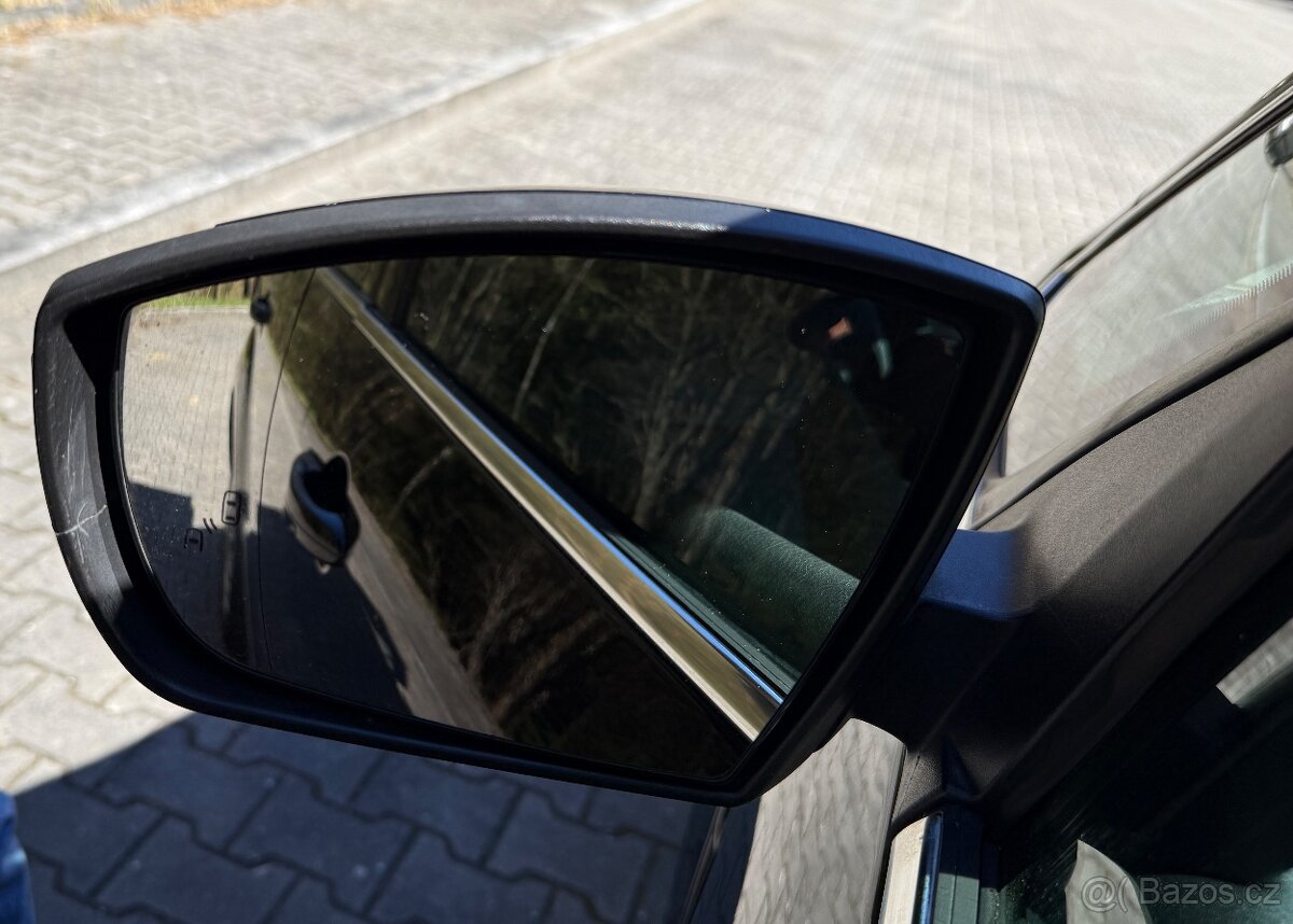 Ford S-Max 2.0 benzin 2011 automat 7mistny - 14