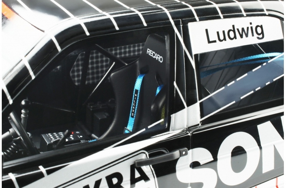 Mercedes-Benz W201 190 EVO 2 DTM 1:12 OttoMobile - 14