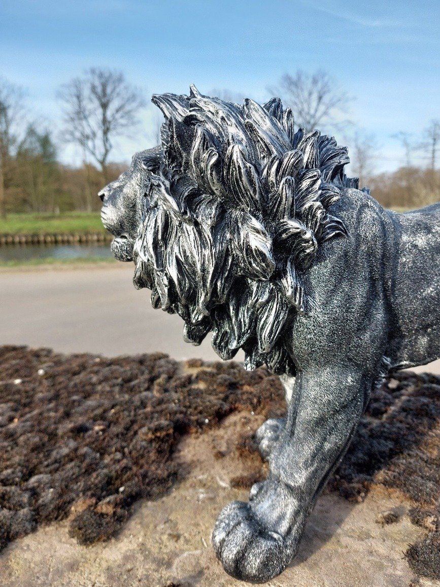 Socha stříbrného Lva Polyresin, 60cm - 14