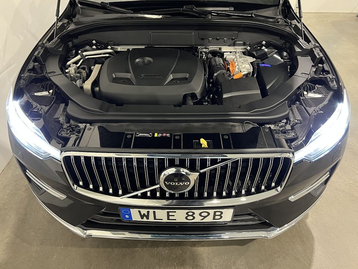 Volvo XC60 Recharge T6 AWD Inscription rok 2022 - 14