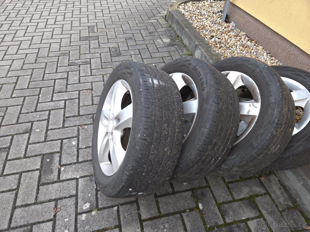 Kia Cee´d, 1,6i klimatizace - 14