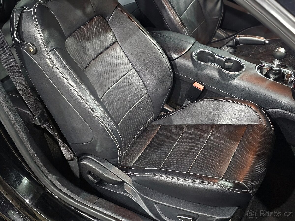 Ford Mustang, 5.0 GT V8 313 kW Manuál - 14