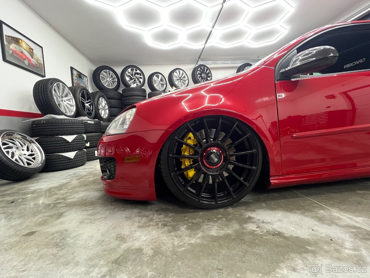 Golf V gti 290ps vzduch Carbon, recaro - 14