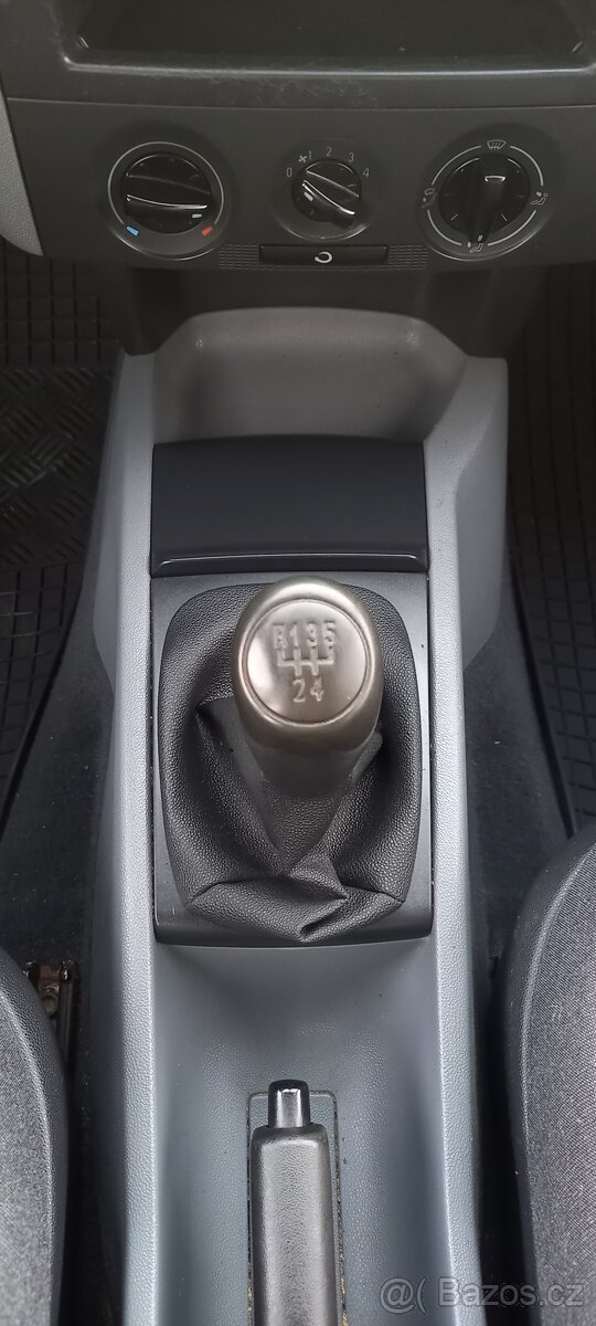 Skoda fabia 1.4mpi nová stk - 14