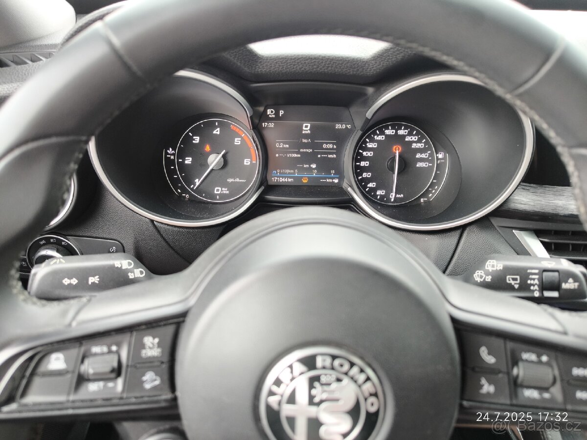 Alfa Romeo Stelvio 2.2jtdm 160ps facelift - 14